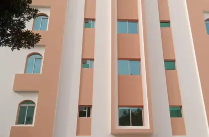 Apartment - 2 Bedrooms - 2 Bathrooms for rent in Al Mansoura - Al Mansoura - Doha