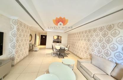 Apartment - 2 Bedrooms - 2 Bathrooms for rent in West Porto Drive - Porto Arabia - The Pearl Island - Doha