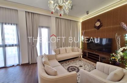 Apartment - 1 Bedroom - 2 Bathrooms for rent in Carnaval - Qanat Quartier - The Pearl Island - Doha