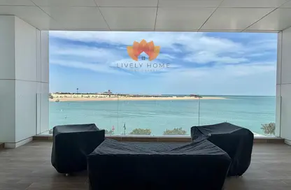 Apartment - 2 Bedrooms - 3 Bathrooms for rent in Marina Tower 02 - Marina District - Lusail