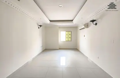 Apartment - 2 Bedrooms - 2 Bathrooms for rent in Al Mansoura - Al Mansoura - Doha