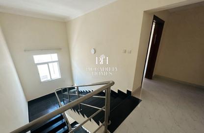 Villa - 4 Bedrooms - 3 Bathrooms for rent in Al Hanaa Street - Al Gharrafa - Doha