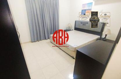 Whole Building - 2 Bedrooms - 3 Bathrooms for rent in Al Sadd Road - Al Sadd - Doha