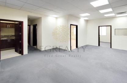 Office Space - Studio - 1 Bathroom for rent in Muntazah 7 - Al Muntazah - Doha