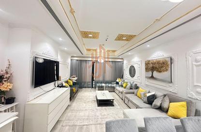 Apartment - 2 Bedrooms - 3 Bathrooms for rent in West Porto Drive - Porto Arabia - The Pearl Island - Doha