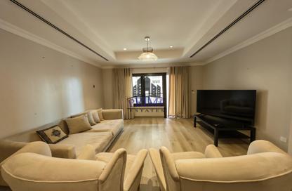 Apartment - 2 Bedrooms - 2 Bathrooms for rent in West Porto Drive - Porto Arabia - The Pearl Island - Doha