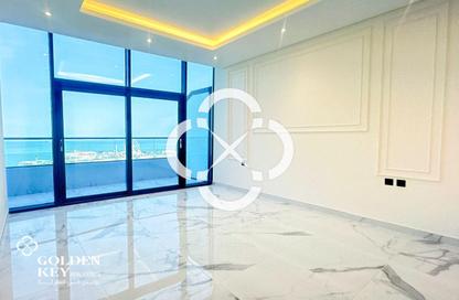 Apartment - 2 - 3 for sale in Marina Tower 02 - Marina District - Lusail