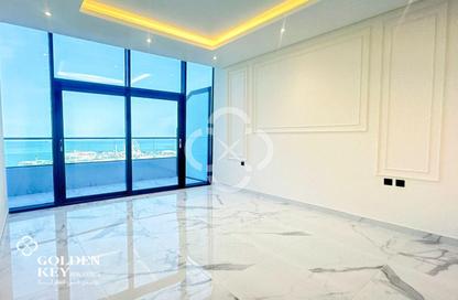 Apartment - 2 - 3 for sale in Marina Tower 02 - Marina District - Lusail Apartment - 2 - 3 for sale in Marina Tower 02 - Marina District - Lusail
