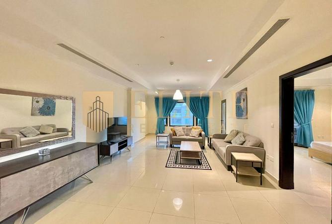 1025717 - Property Image 2