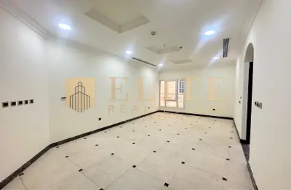 Apartment - 1 Bedroom - 1 Bathroom for rent in Al Sadd Tourist Apartments - Al Sadd - Doha