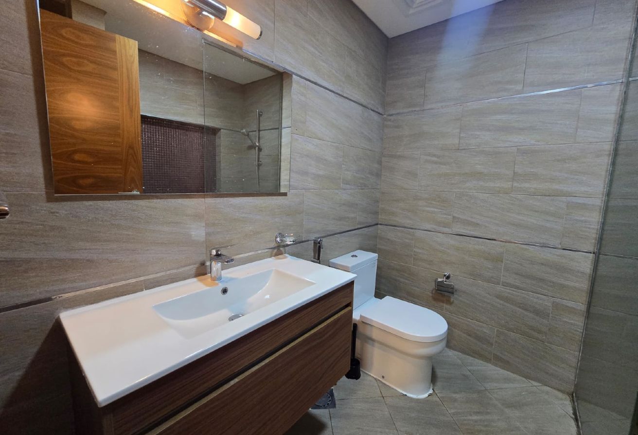BEST UNIT IN LUSAIL | BIG SIZE UNIT | HURRY UP !! thumbnail 7