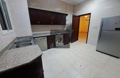 Compound - 5 Bedrooms - 5 Bathrooms for rent in Bu Hamour Street - Abu Hamour - Doha