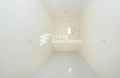 Shop - Studio - 1 Bathroom for rent in East Industrial Street - Birkat Al Awamer - Al Wakra Shop - Studio - 1 Bathroom for rent in East Industrial Street - Birkat Al Awamer - Al Wakra