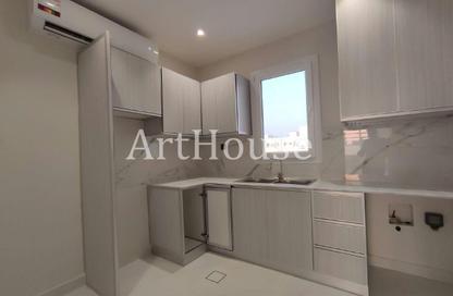 Apartment - 2 - 2 for rent in Bin Omran - Fereej Bin Omran - Doha