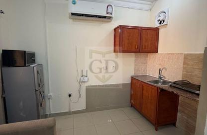 Apartment - Studio - 1 Bathroom for rent in Al Nuaija Street - Al Nuaija - Doha