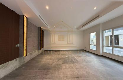 Villa - 7 Bedrooms - 7+ Bathrooms for rent in Al Kheesa - Al Kheesa - Umm Salal Mohammed