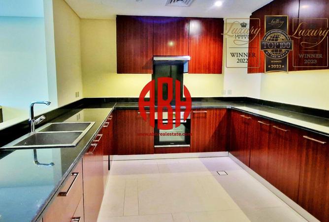 1002693 - Property Image 2