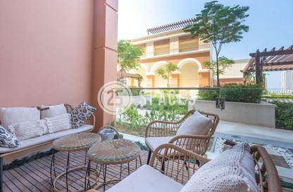 Apartment - 1 Bedroom - 2 Bathrooms for sale in Viva East - Viva Bahriyah - The Pearl Island - Doha