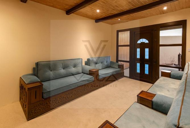 1002040 - Property Image 3