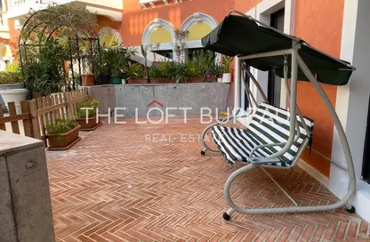 Apartment - 1 Bedroom - 2 Bathrooms for sale in Carnaval - Qanat Quartier - The Pearl Island - Doha