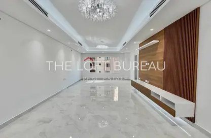 Apartment - 2 Bedrooms - 3 Bathrooms for sale in West Porto Drive - Porto Arabia - The Pearl Island - Doha