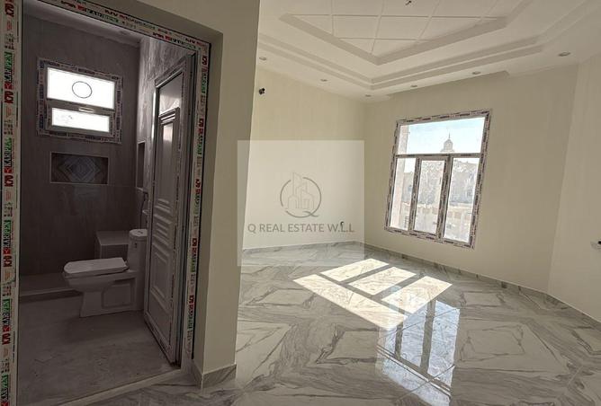 1032047 - Property Image 2