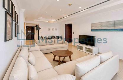 Apartment - 1 Bedroom - 2 Bathrooms for rent in East Porto Drive - Porto Arabia - The Pearl Island - Doha