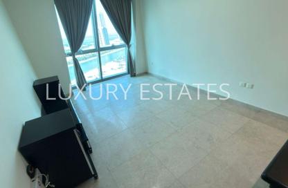 Apartment - 2 Bedrooms - 3 Bathrooms for rent in Zig Zag Tower B - Zig Zag Towers - West Bay - Doha Apartment - 2 Bedrooms - 3 Bathrooms for rent in Zig Zag Tower B - Zig Zag Towers - West Bay - Doha