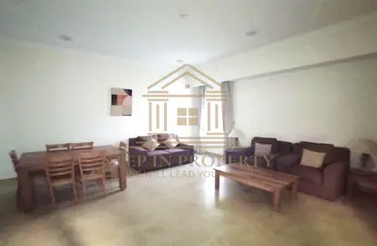 شقة - 2 غرف نوم - 3 حمامات للايجار في شارع الوعب - الوعب - الدوحة