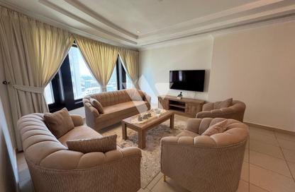 Apartment - 1 Bedroom - 2 Bathrooms for rent in East Porto Drive - Porto Arabia - The Pearl Island - Doha