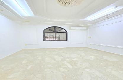 Apartment - 1 Bedroom - 1 Bathroom for rent in Umm Al Seneem Street - Ain Khaled - Doha
