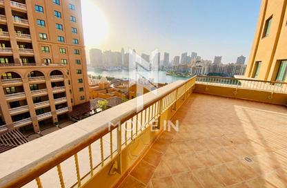 Apartment - 1 Bedroom - 2 Bathrooms for rent in East Porto Drive - Porto Arabia - The Pearl Island - Doha