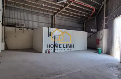 Warehouse - Studio - 1 Bathroom for rent in East Industrial Street - Birkat Al Awamer - Al Wakra