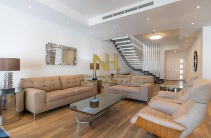 Villa - 4 Bedrooms - 5 Bathrooms for rent in Les Maisons Blanches - Lusail