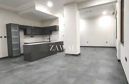 Apartment - Studio - 1 Bathroom for rent in Al Sadd Road - Al Sadd - Doha