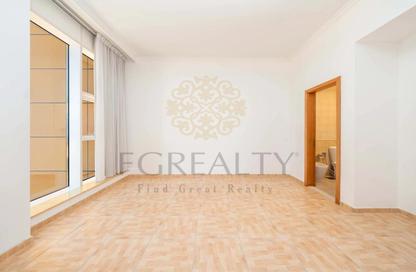 Apartment - 2 Bedrooms - 3 Bathrooms for rent in West Bay Tower - West Bay - West Bay - Doha