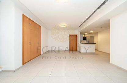Apartment - 2 Bedrooms - 3 Bathrooms for rent in West Bay Tower - West Bay - West Bay - Doha
