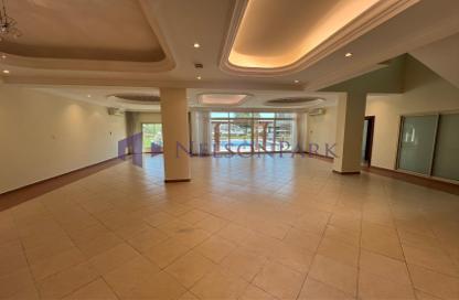 Villa - 4 Bedrooms - 6 Bathrooms for rent in West Bay Lagoon Villas - West Bay Lagoon - West Bay Lagoon - Doha