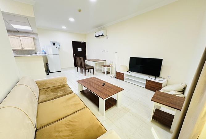Spacious,1BHK apartment for family ,exclusive bill