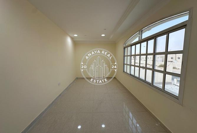 60222156 - Property Image 2