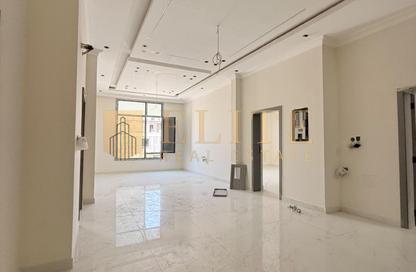 Villa - 7 - 7 for sale in Umm Salal Ali - Umm Salal Ali - Doha