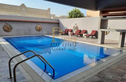مجمع سكني - 3 - 3 للايجار في شارع ام السنيم - عين خالد - الدوحة