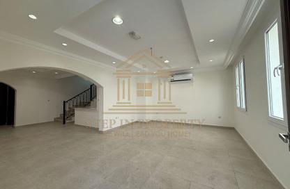Villa - 5 Bedrooms - 6 Bathrooms for rent in Wadi Al Markh - Muraikh - AlMuraikh - Doha
