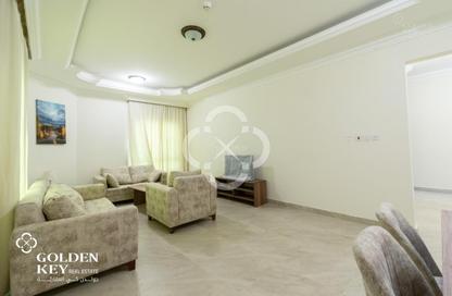 Whole Building - Studio - 1 for rent in Asim Bin Omar Street - Al Mansoura - Doha