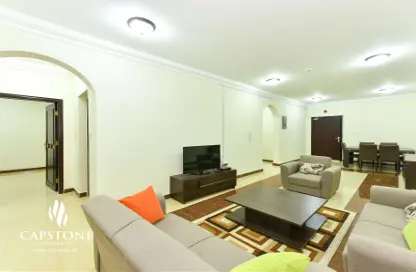 Apartment - 2 Bedrooms - 2 Bathrooms for rent in Bin Omran 35 - Fereej Bin Omran - Doha Apartment - 2 Bedrooms - 2 Bathrooms for rent in Bin Omran 35 - Fereej Bin Omran - Doha