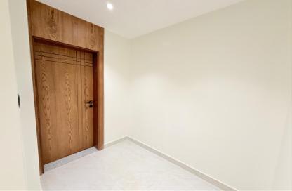 Apartment - 2 Bedrooms - 2 Bathrooms for rent in Al Mansoura - Al Mansoura - Doha