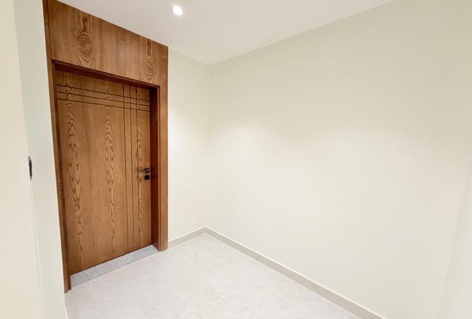 56021832 - Property Image 3