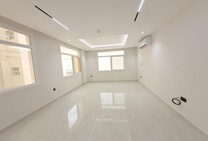 56021832 - Property Main Image