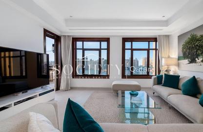 Apartment - 1 Bedroom - 2 Bathrooms for sale in West Porto Drive - Porto Arabia - The Pearl Island - Doha