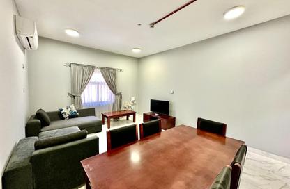 Apartment - 2 Bedrooms - 1 Bathroom for rent in Anas Street - Fereej Bin Mahmoud North - Fereej Bin Mahmoud - Doha